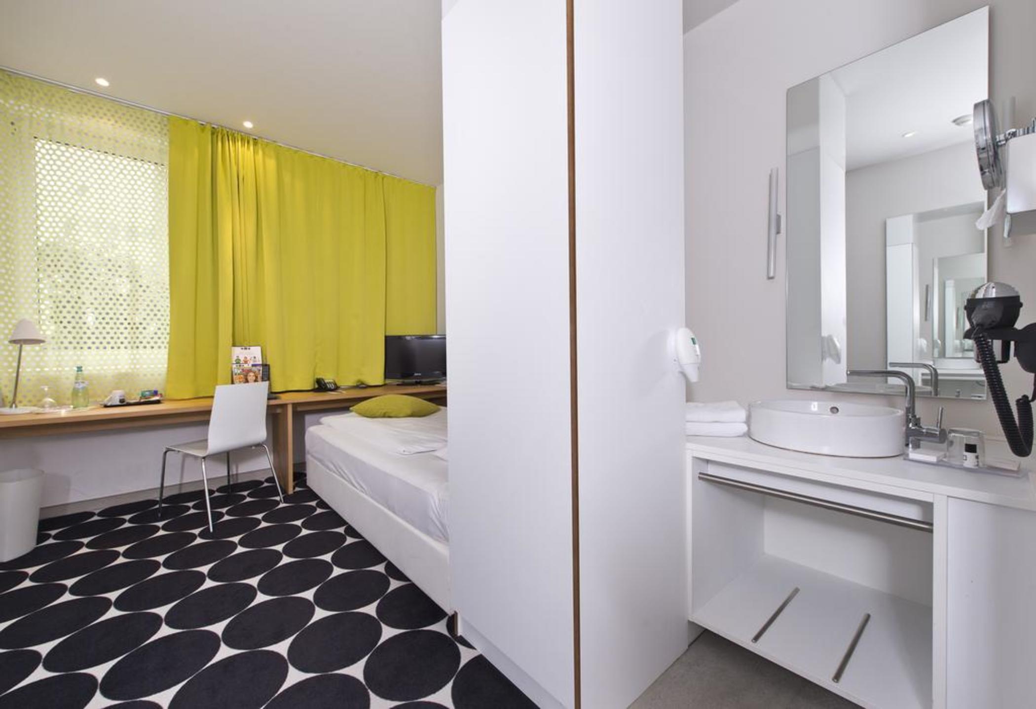 Tryp By Wyndham Frankfurt Hotel Frankfurt am Main Bilik gambar